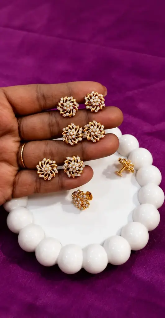 Micro Gold Peral Design Studs